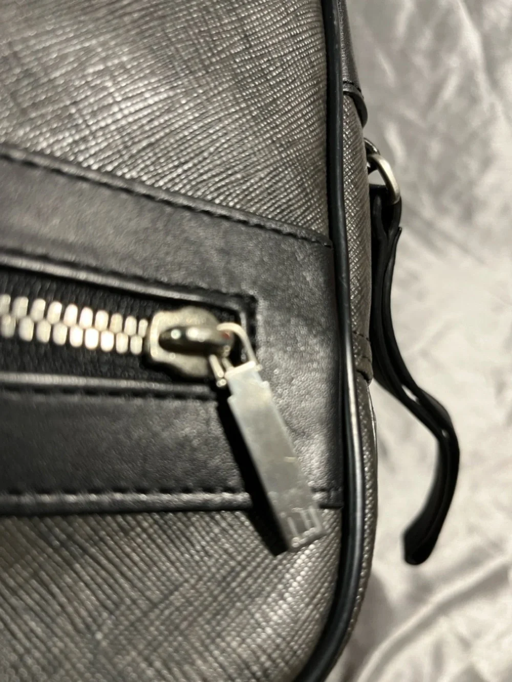 Dunhill Pouch - Picture 6 of 6